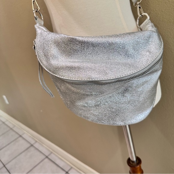 Women's Shoulder large metallic silver leather sling bag oversized fanny pack - Picture 5 of 13
